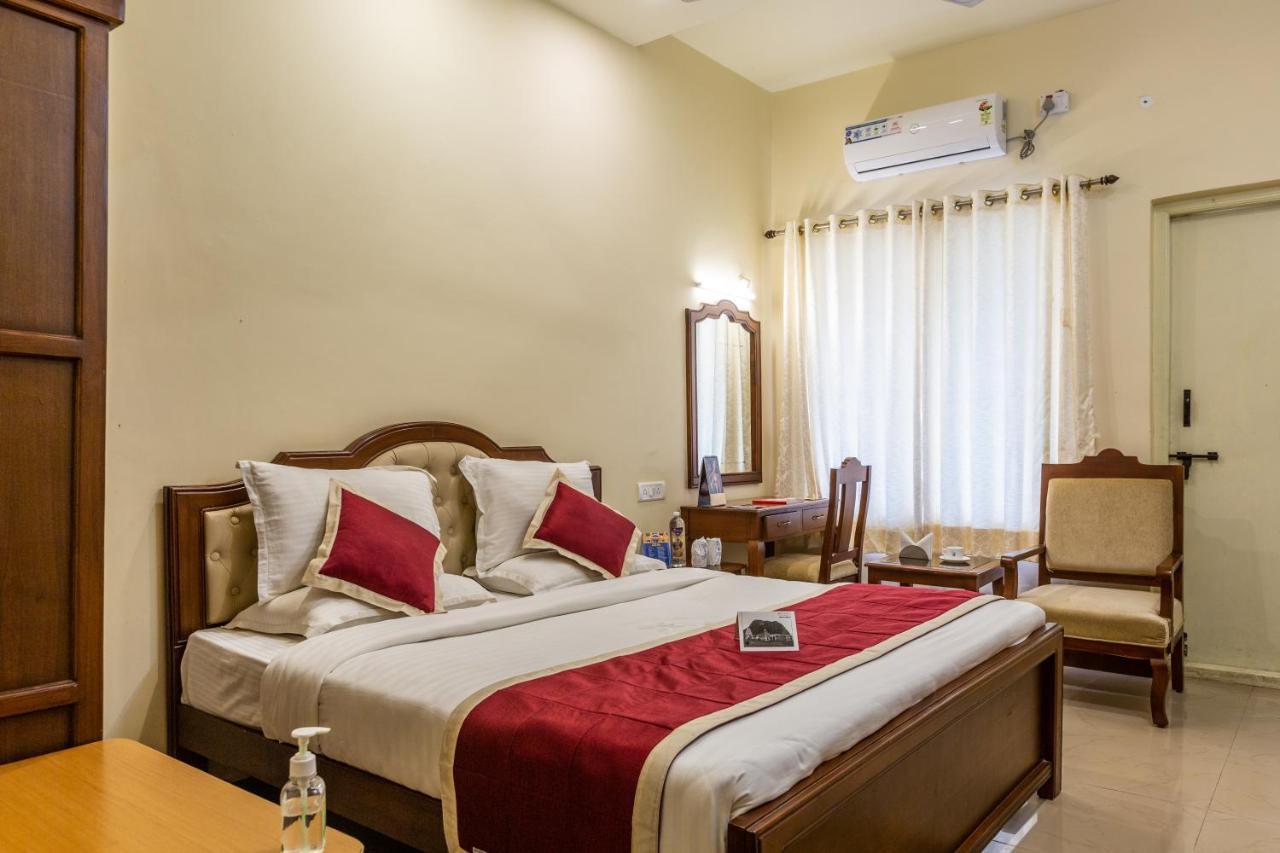 Kstdc Hotel Mayura Biligiri, Br Hills Honganoor Bagian luar foto