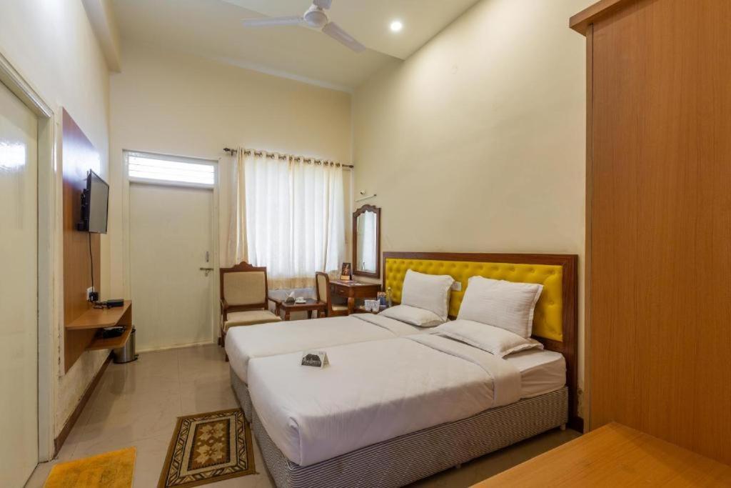 Kstdc Hotel Mayura Biligiri, Br Hills Honganoor Bagian luar foto